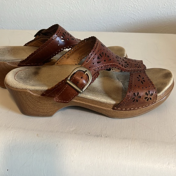 Dansko sandals - Picture 3 of 5